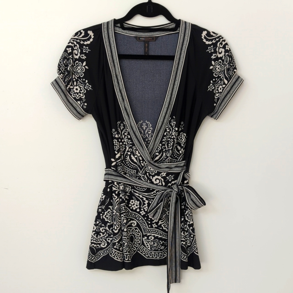 BCBG Max Azria Blouse; Size M; Black and ecru